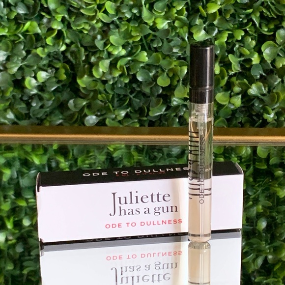Juliette Has A Gun ODE TO DULLNESS Fragrance | NEW | Travel Size - Picture 2 of 10